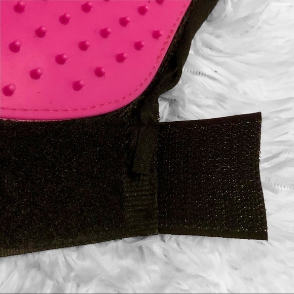 Pink Pet Groom and Massage Glove - Picture 7 of 8